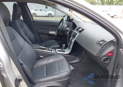 2010 Volvo S40 2.4I из США, поврежденный, VIN YV1382MSXA2513348